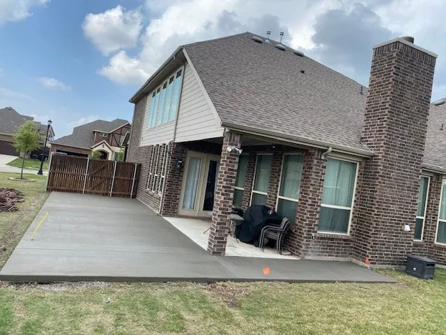 Reliable yard cleanup service with custom design across Arlington, TX - Gallegos Concrete Services