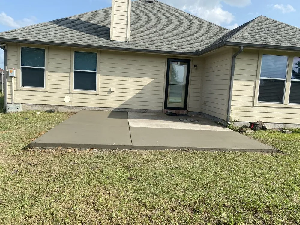 Expert yard maintenance experts serving Arlington, TX - Gallegos Concrete Services