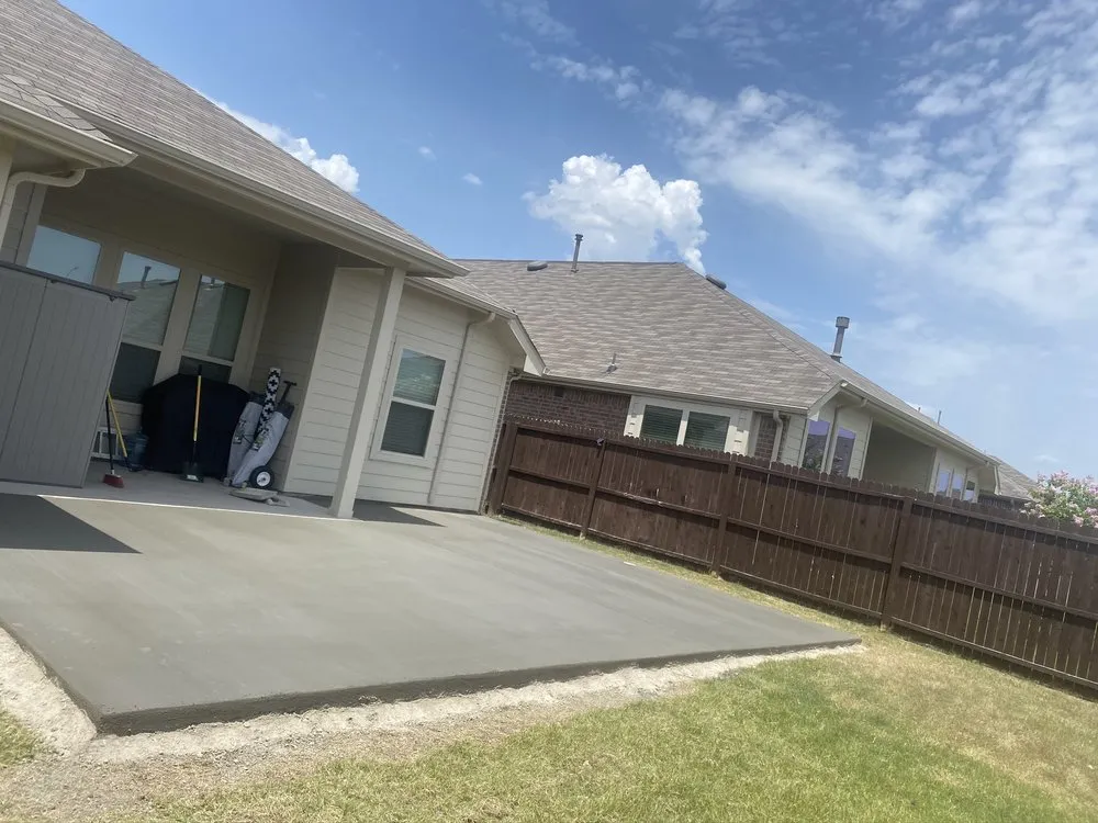 Affordable yard cleanup service experts serving Arlington, TX - Gallegos Concrete Services