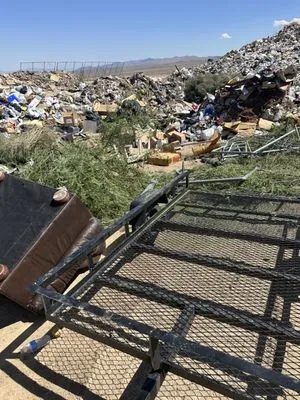 Gallegos Landscaping & Pool Service Logo