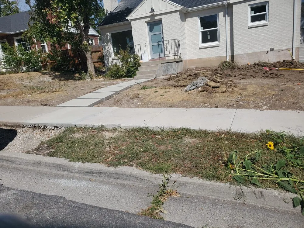 Custom landscape design in Kearns, UT by Gallo Azul Landscaping Maintenance