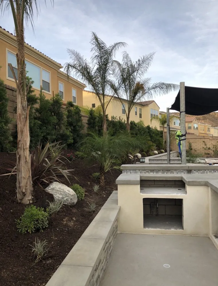 Top-rated residential landscaping for year-round maintenance in Santa Clarita, CA by Galloway Landscape & Design