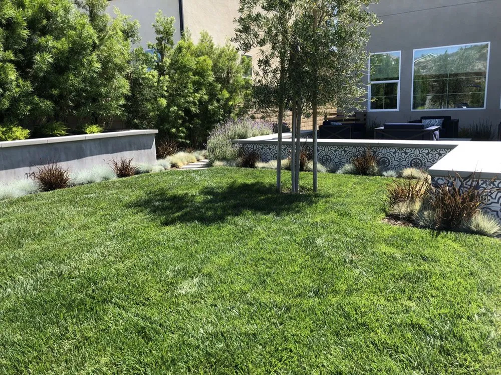 Custom landscape design in Santa Clarita, CA by Galloway Landscape & Design
