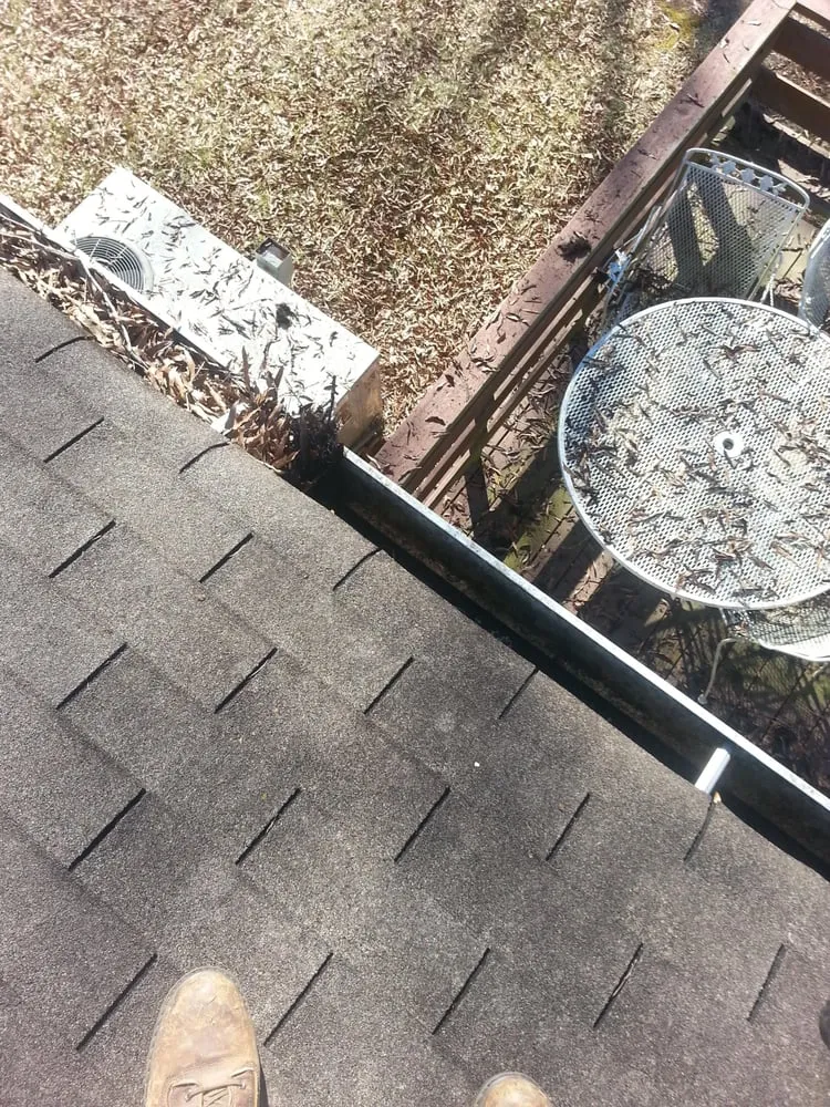 Local yard cleanup service in Chattanooga, TN by Galloway's Lawn Service