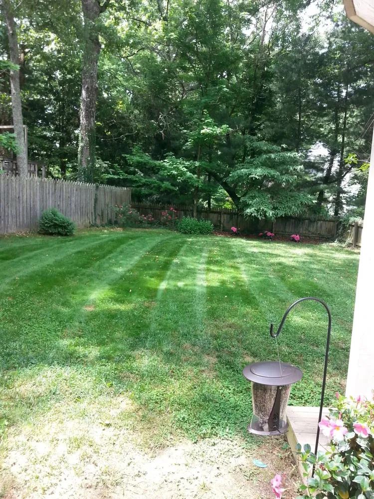 Expert garden landscaping in Chattanooga, TN by Galloway's Lawn Service