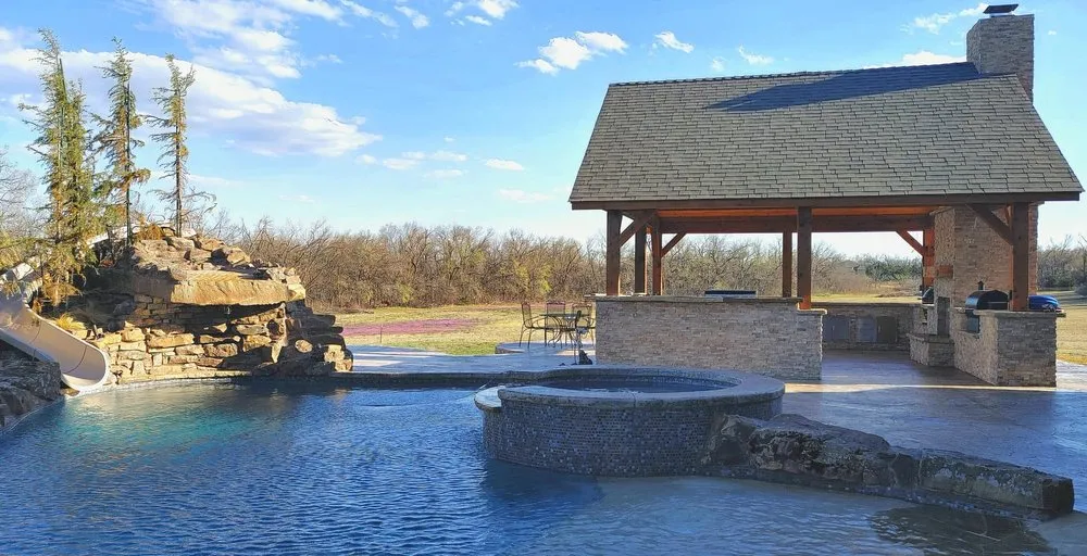 Custom lawn care service in Jones, OK - Galt Landscape LLC