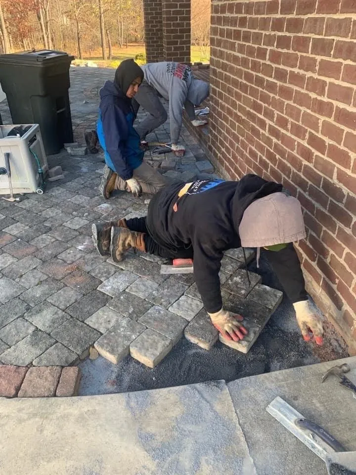 Expert garden landscaping in Hollins, VA by Galvan Landscape & Lawn Care