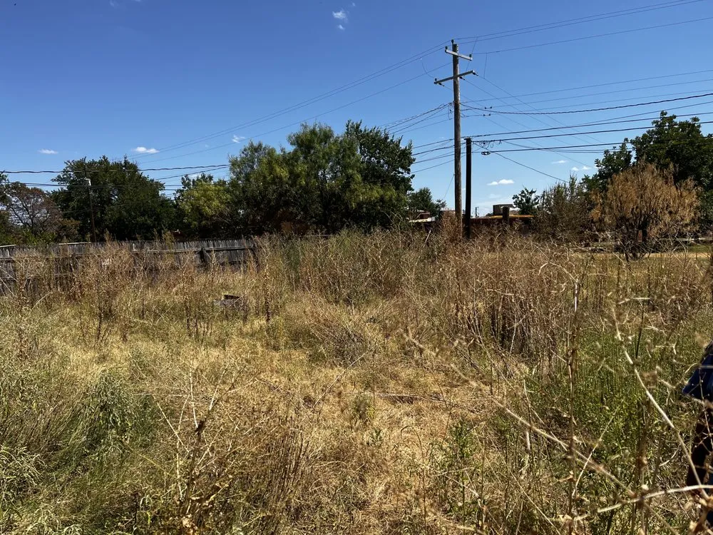 Local lawn care service with custom design in Abilene, TX by Galvan's RRR