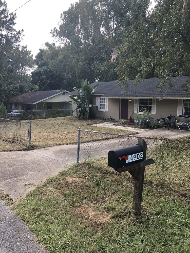 Expert yard maintenance in Spring Hill, FL by Galvin’s lawn care