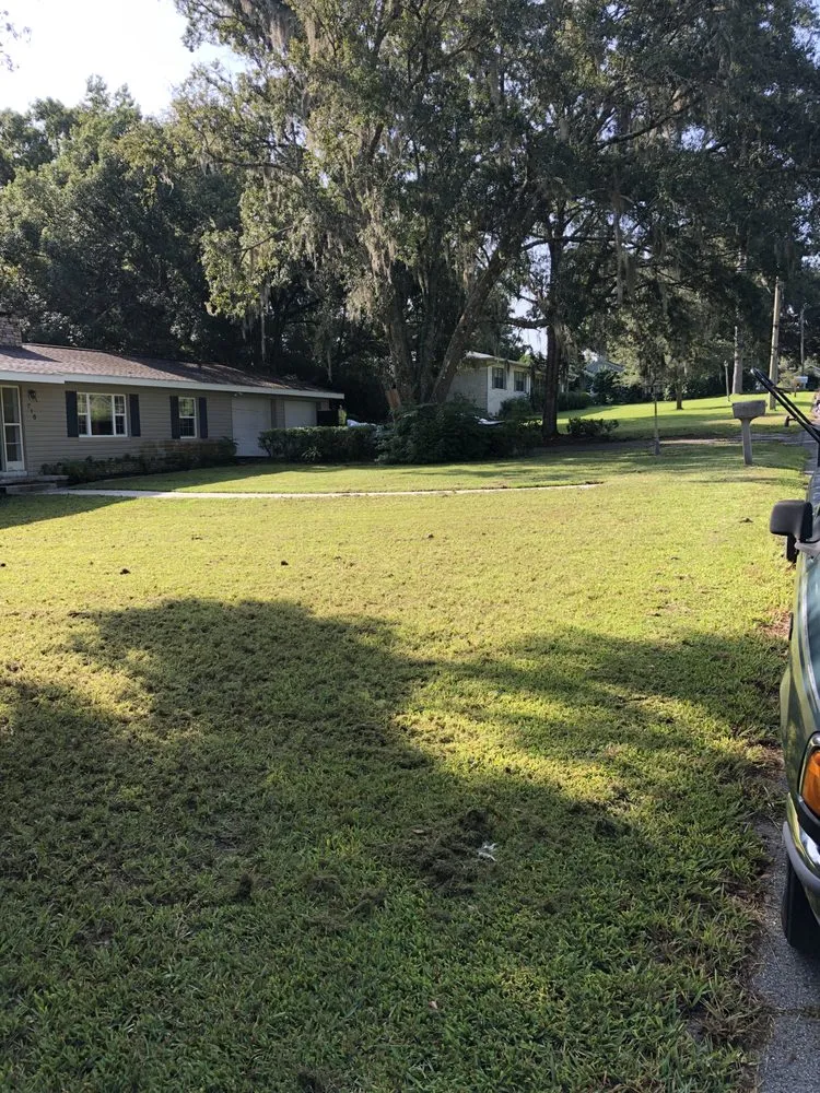 Professional lawn care service in Spring Hill, FL by Galvin’s lawn care