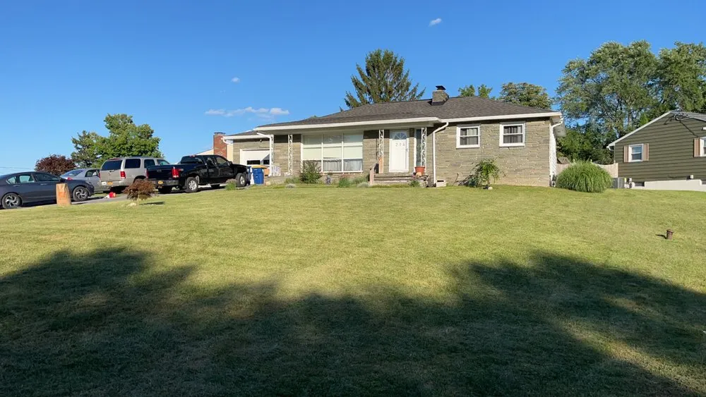 Trusted lawn mowing service experts serving Rochester, NY - Gamble Allstar Greenery