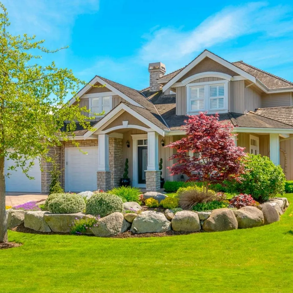 Local yard cleanup service in Bassett, CA by Ganzales Treetops