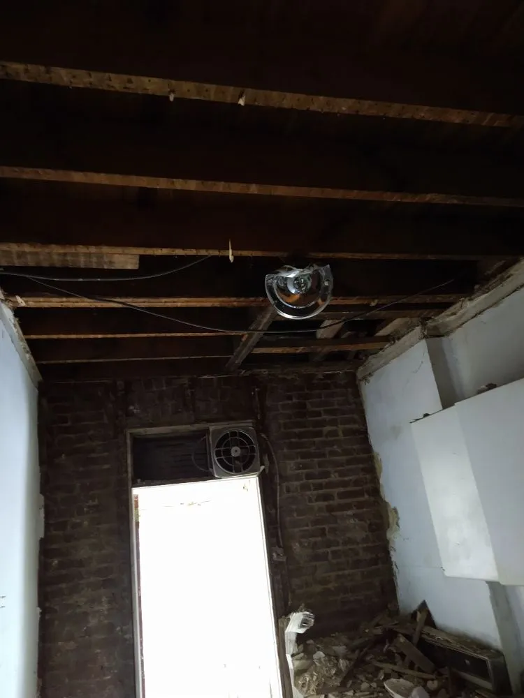 Expert lawn care service experts serving New York, NY - Garbage Removal