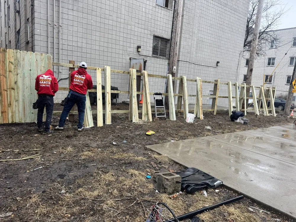 Local lawn mowing service in Milwaukee, WI - García Construction