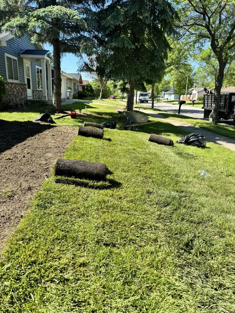 Local yard cleanup service for residential properties in Milwaukee, WI by García Construction