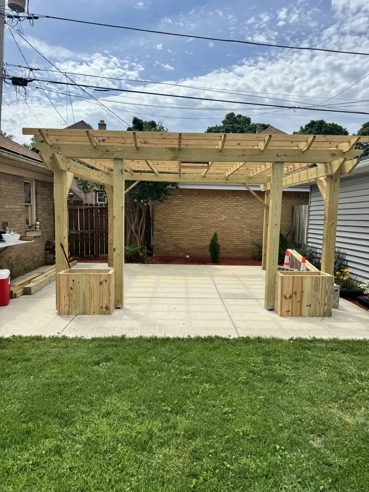 Trusted residential landscaping in Milwaukee, WI - García Construction