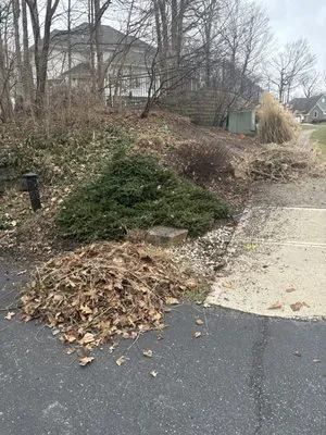 García G Lawn Care Service Logo