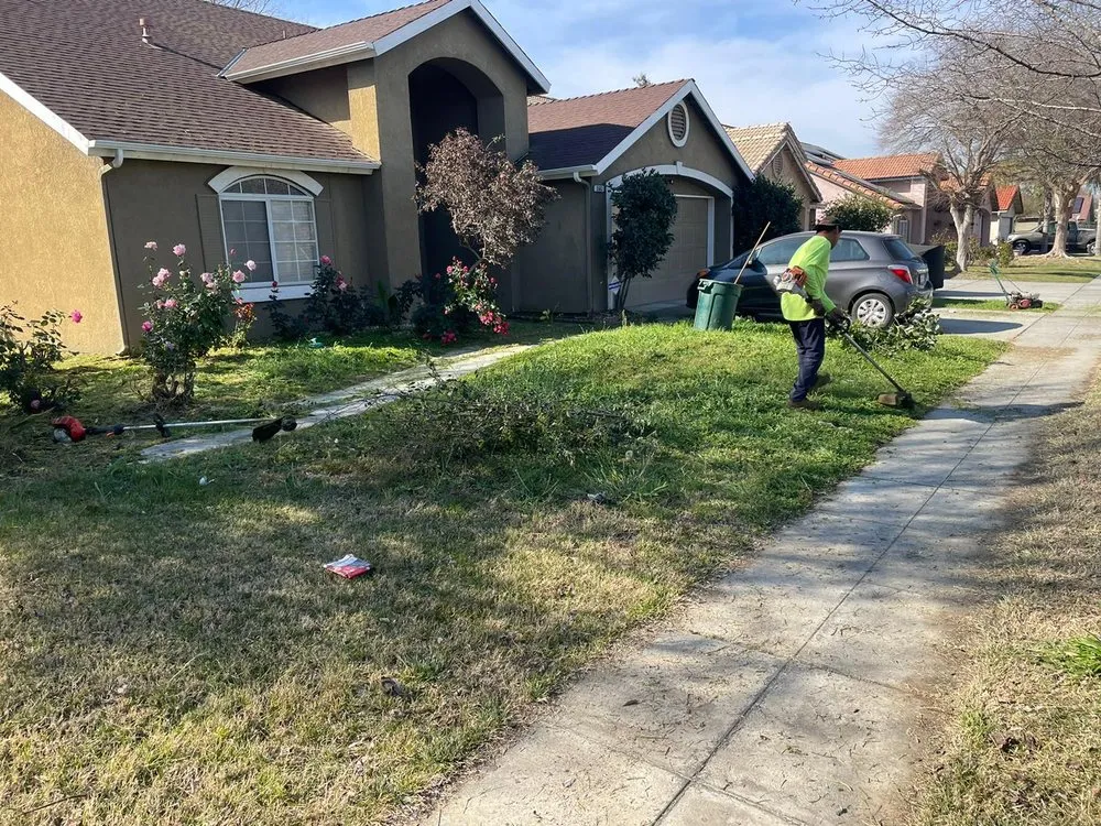 Top-rated lawn care service experts serving Fresno, CA - Garcia Gardening