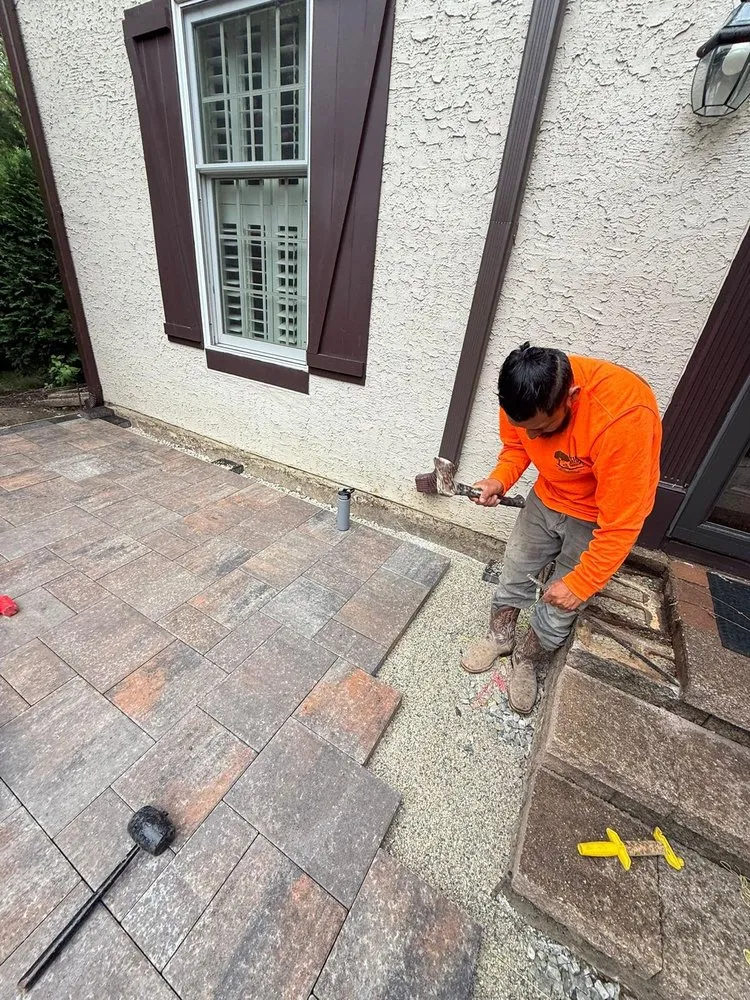 Affordable lawn mowing service near you in Philadelphia, PA by Garcia GT Landscaping