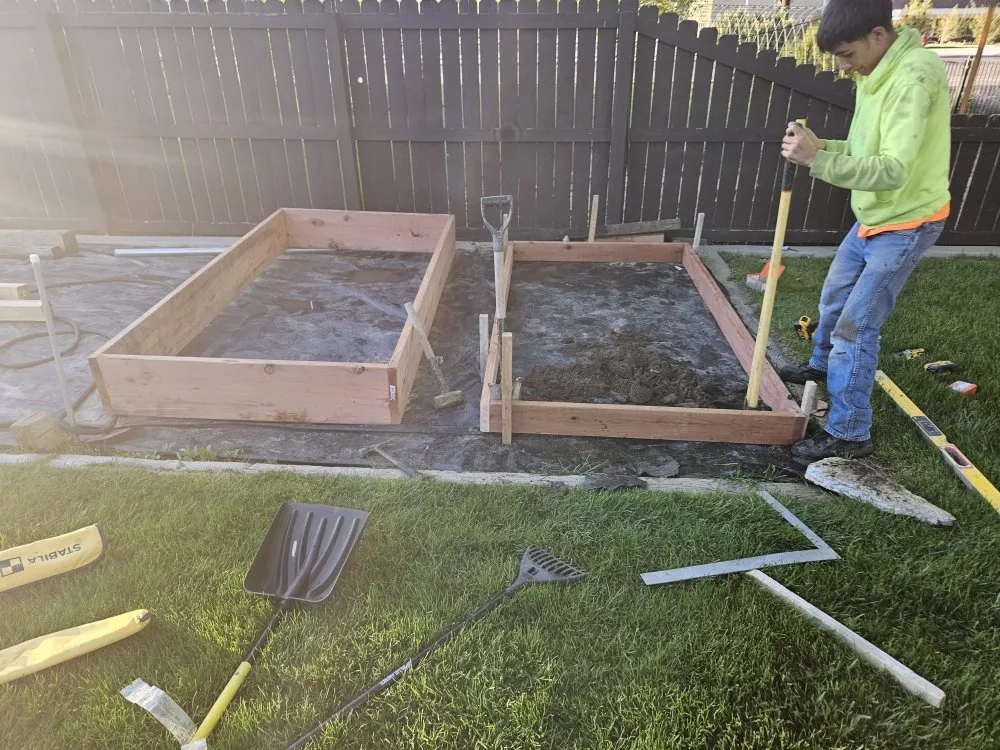 Trusted yard cleanup service for beautiful yards across Thornton, CO - Garcia innovative