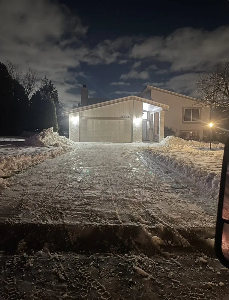 Local lawn care service in Pontiac, MI - Garcia Landscape & Tree service