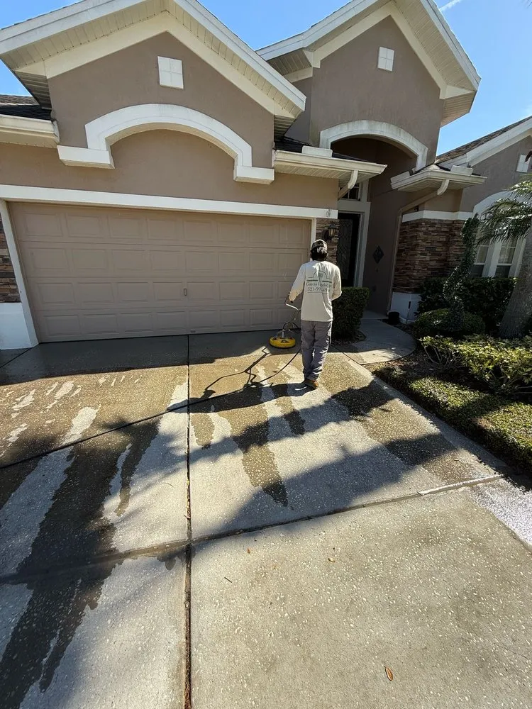 Affordable yard cleanup service for beautiful yards across Sanford, FL - Garcia Landscape