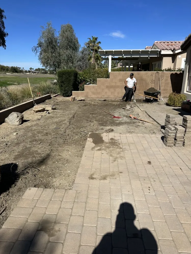 Affordable lawn mowing service for year-round maintenance across Thermal, CA - Garcia Landscaping & Construction