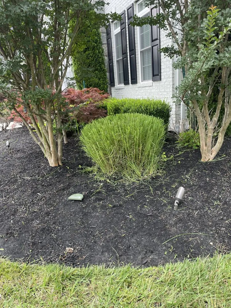 Custom residential landscaping in Elkridge, MD by Garcia Landscaping