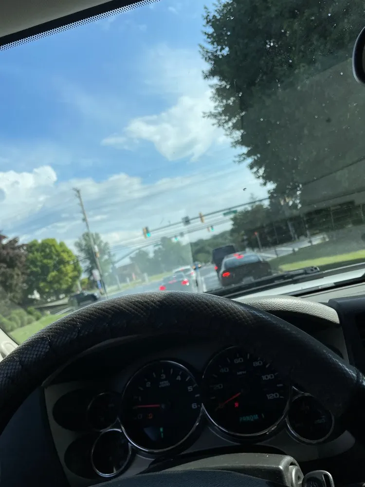 Expert yard maintenance for beautiful yards across Elkridge, MD - Garcia Landscaping