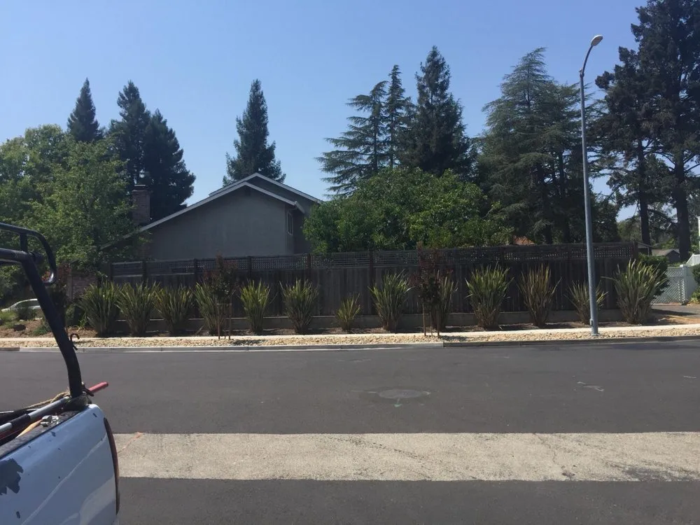 Custom garden landscaping in Fairfield, CA - Garcia Landscaping Maintanence