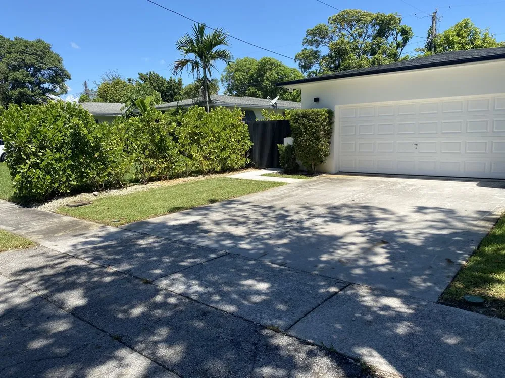 Top-rated yard maintenance near you across Miami Shores, FL - Garcia Landscaping