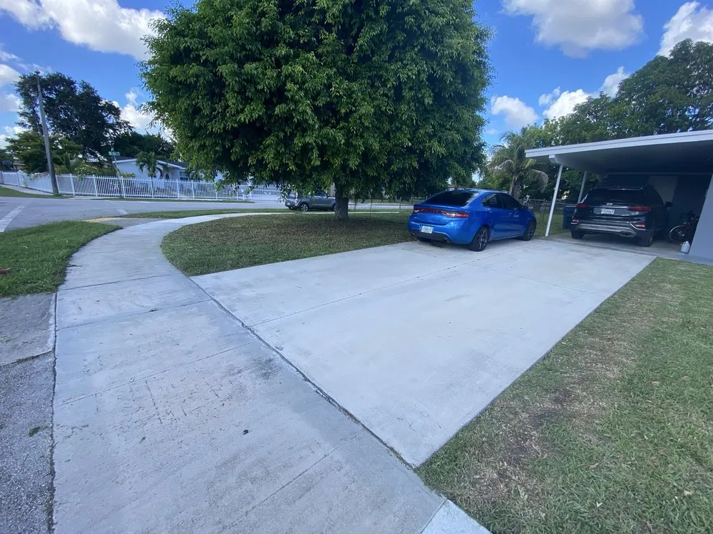 Affordable landscape design for year-round maintenance in Miami Shores, FL by Garcia Landscaping