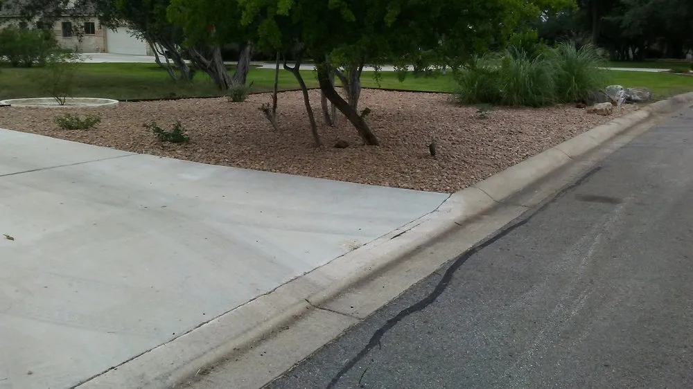 Expert landscaping services for year-round maintenance in Seguin, TX by Garcia Landscaping