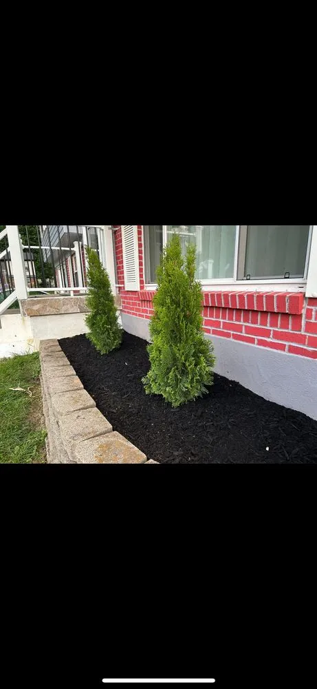 Expert lawn care service in Louisville, KY - Garcia Lawn Care