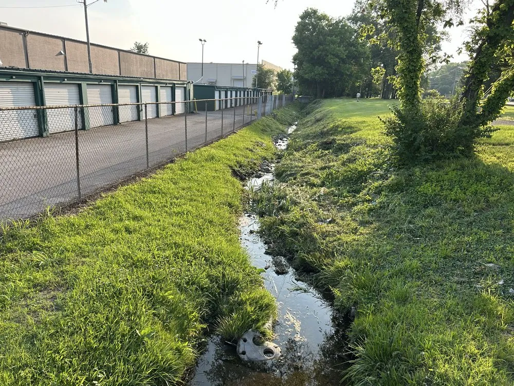 Professional landscaping services in Louisville, KY by Garcia Lawn Care