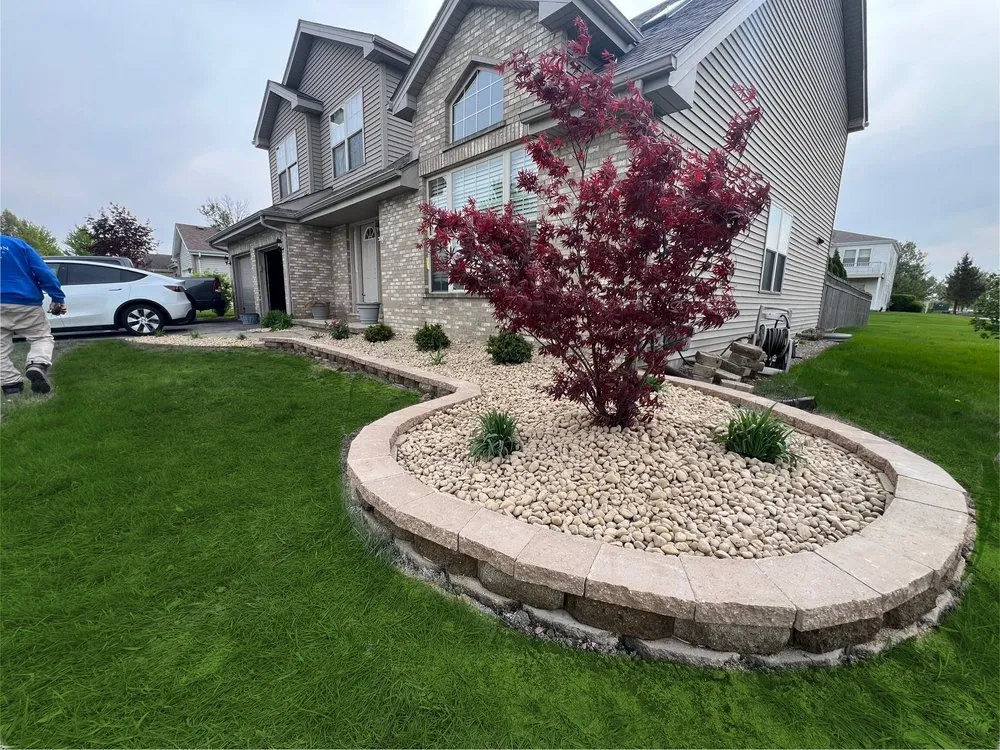 Custom residential landscaping in Nokomis, FL - Garcia Lawn Mowing And Landscaping