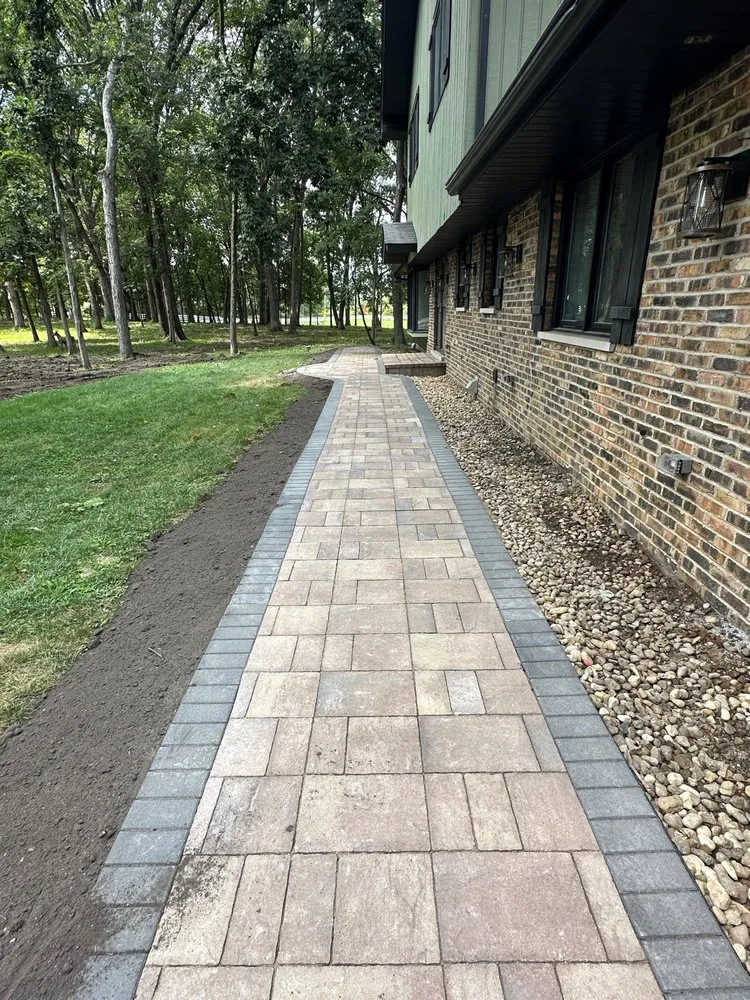 Trusted landscaping services in Nokomis, FL - Garcia Lawn Mowing And Landscaping