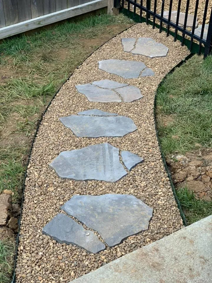 Custom yard cleanup service in Brentwood, TN - Garcia Lawn Service & Landscaping