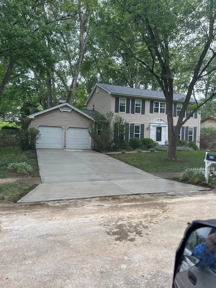 Trusted residential landscaping for residential properties in Berkeley, MO by Garcia Services