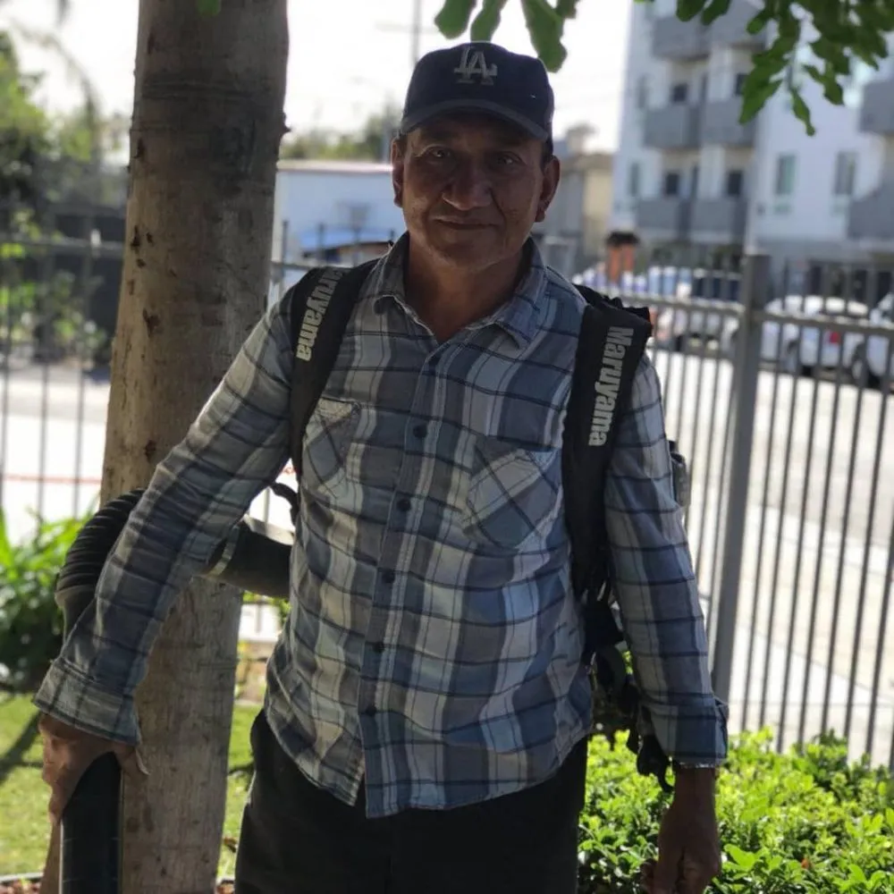 Affordable lawn mowing service experts serving Los Angeles, CA - Garciagardeningservice