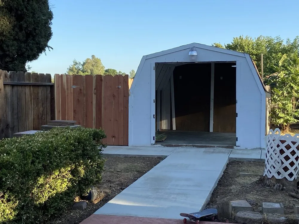 Reliable landscaping services in Merced, CA by Garcias Concrete and Landscaping