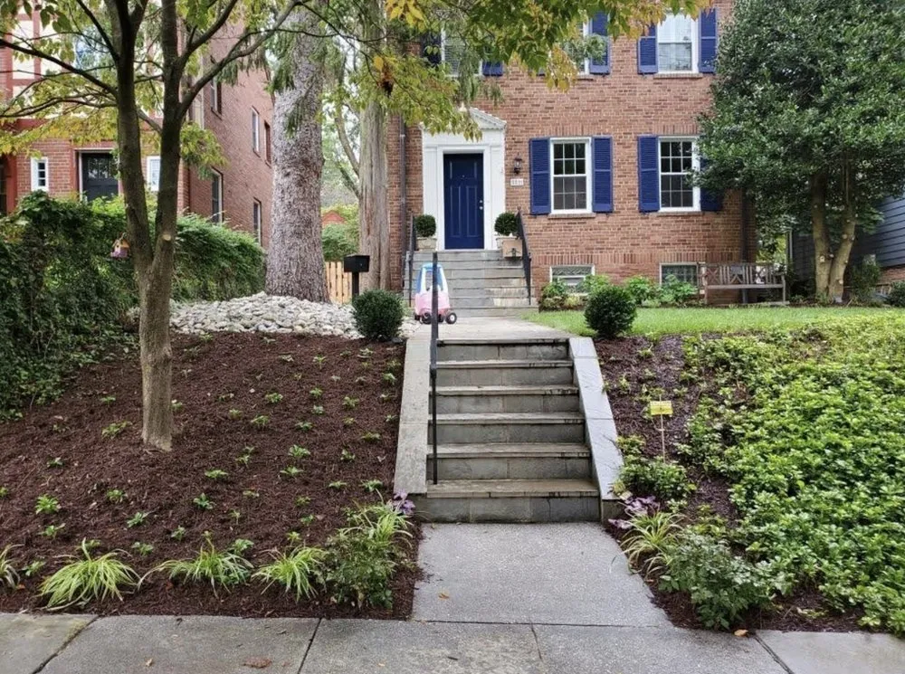 Reliable lawn mowing service in Greenbelt, MD - Garcia's Fine Gardening