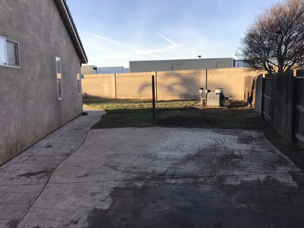 Top-rated yard cleanup service for beautiful yards across Manteca, CA - Garcia’s Gardening Service