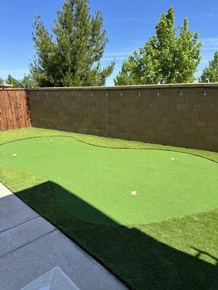 Custom landscaping services for year-round maintenance in Manteca, CA by Garcia’s Gardening Service