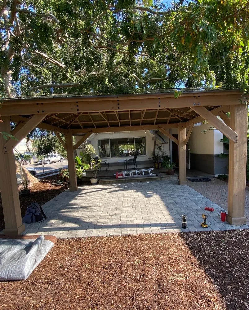 Affordable lawn care service experts serving Santa Barbara, CA - Garcia’s Handyman Services