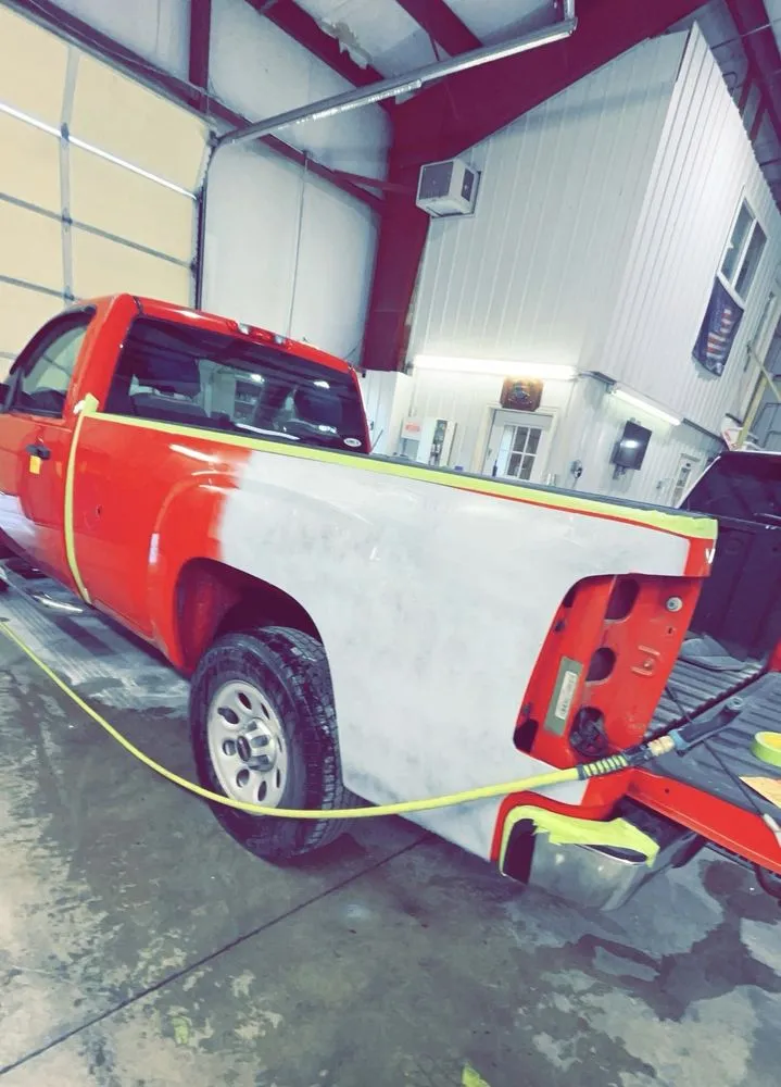 Top-rated lawn care service for residential properties across Russell Springs, KY - Garcias Home Improvment