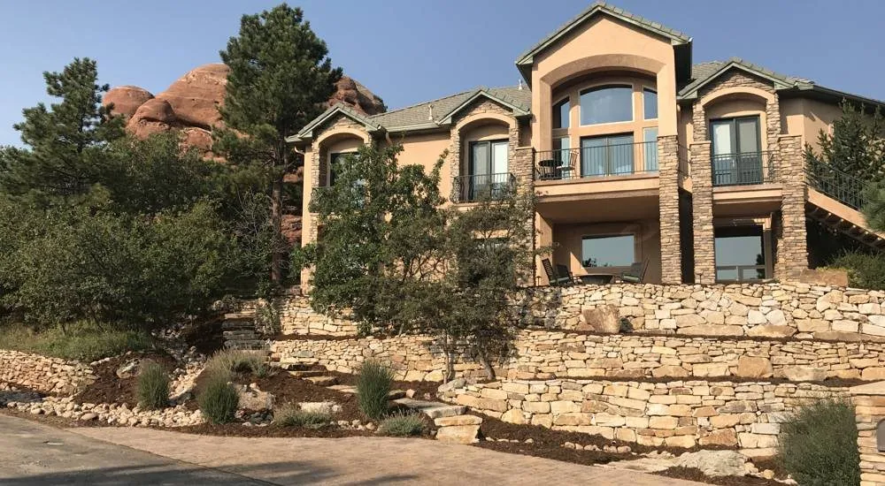 Custom garden landscaping for beautiful yards in Pleasant Grv, UT by Garcia's Landscaping & Tree Service