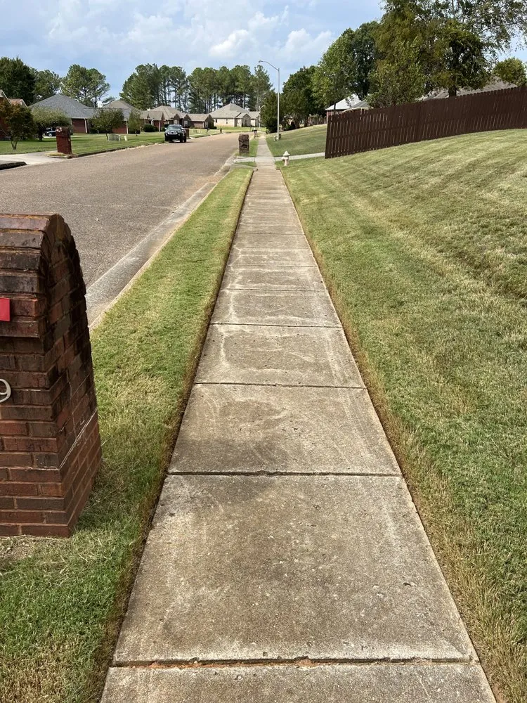 Professional yard cleanup service for outdoor upgrades in Huntsville, AL by Garcias Landscaping Care
