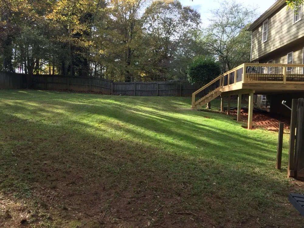 Expert lawn mowing service experts serving Forest Park, GA - Garcia's Landscaping