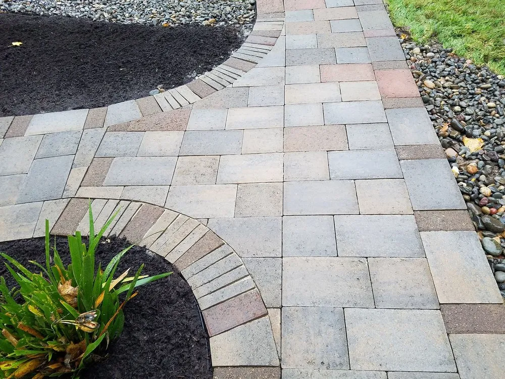 Expert outdoor landscaping for year-round maintenance in San Clemente, CA by Garcia's Landscaping